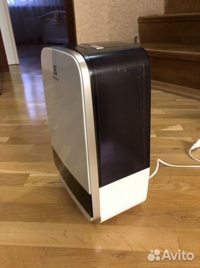 Увлажнитель Electrolux Воздухоувлажнитель Electrol