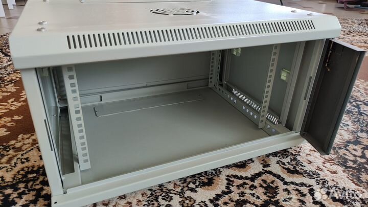 Шкаф телекоммуникационный 19