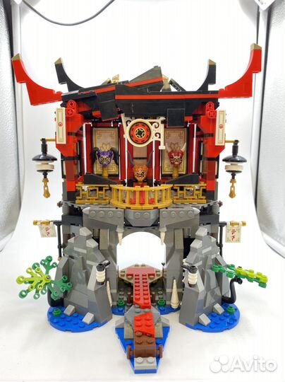 Lego Ninjago 70643 Храм воскресения