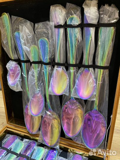 Столовые приборы новые