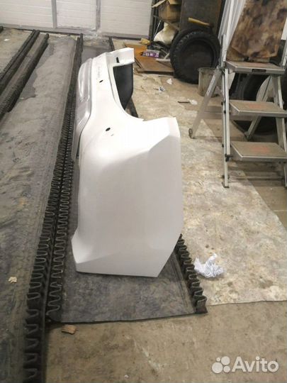 Бампер задний Mitsubishi Pajero Sport 2018