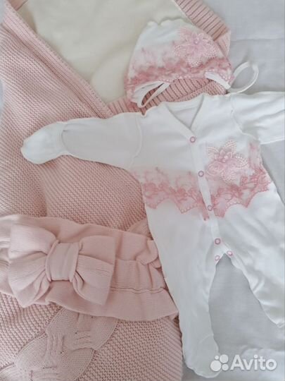 Комплект на выписку для девочки осень