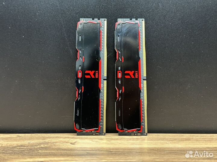 Оперативная память GoodRam irdm X 16GB 3200Mhz