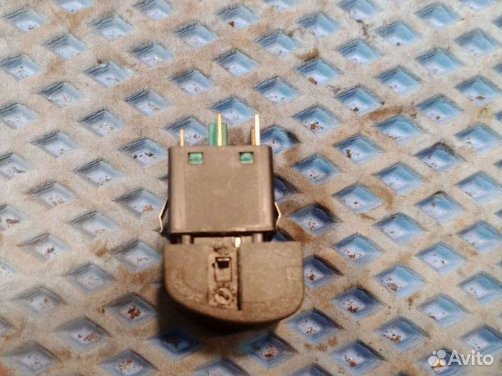 Кнопка включения кондиционера Opel Vectra B