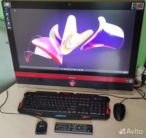 Игровой моноблок MSI AG270