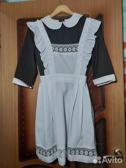 Платье школьное с фартуком