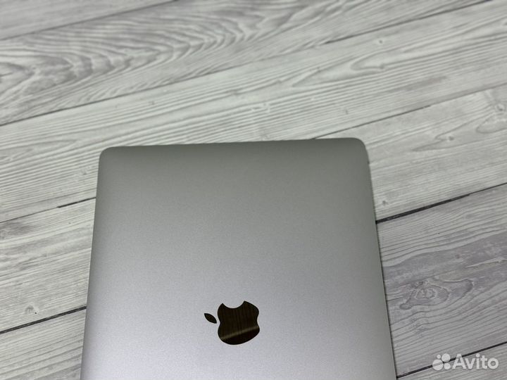 MacBook Pro 13