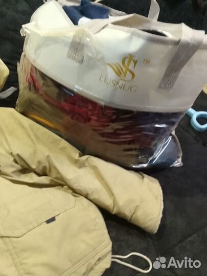 Продам пакетом детские вещи