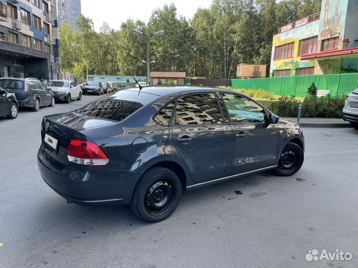 Volkswagen Polo 1.6 МТ, 2011, 141 800 км