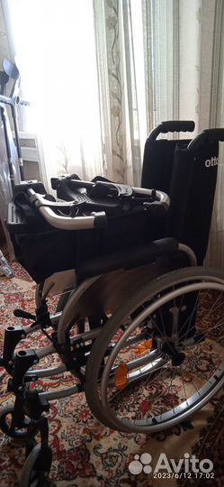 Инвалидная коляска