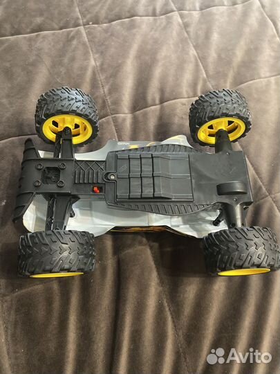 Машина на радиоуправлении hot wheels