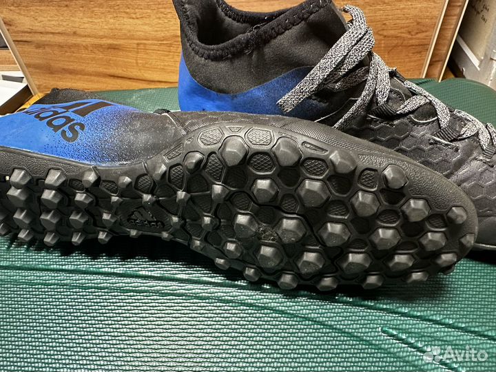 Футбольные бутсы adidas 43