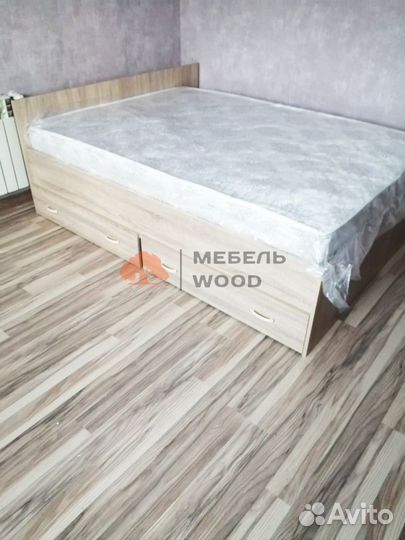 Кровать с ящиками