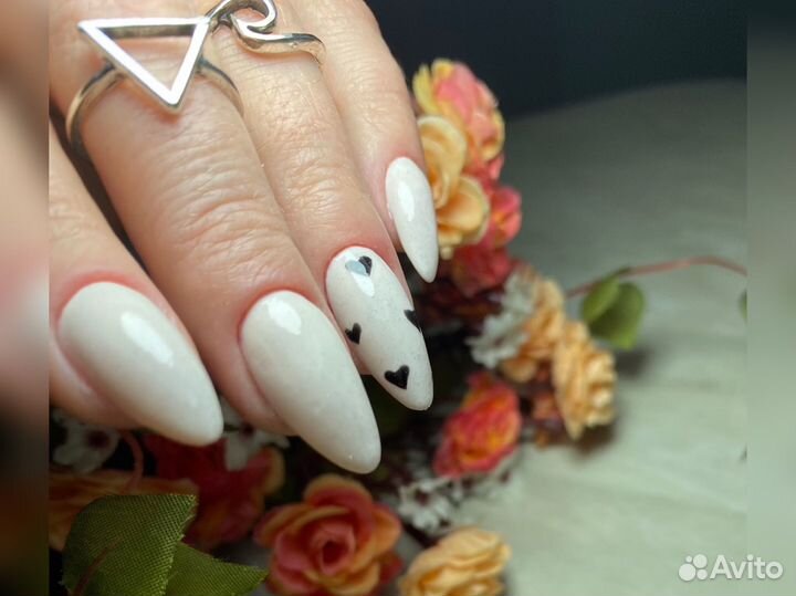 Маникюр,наращивание и коррекция ногтей