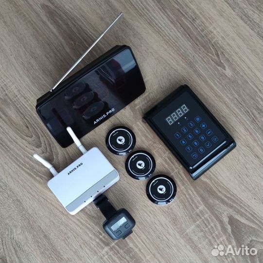 Кнопка вызова официанта комплект с часами и табло