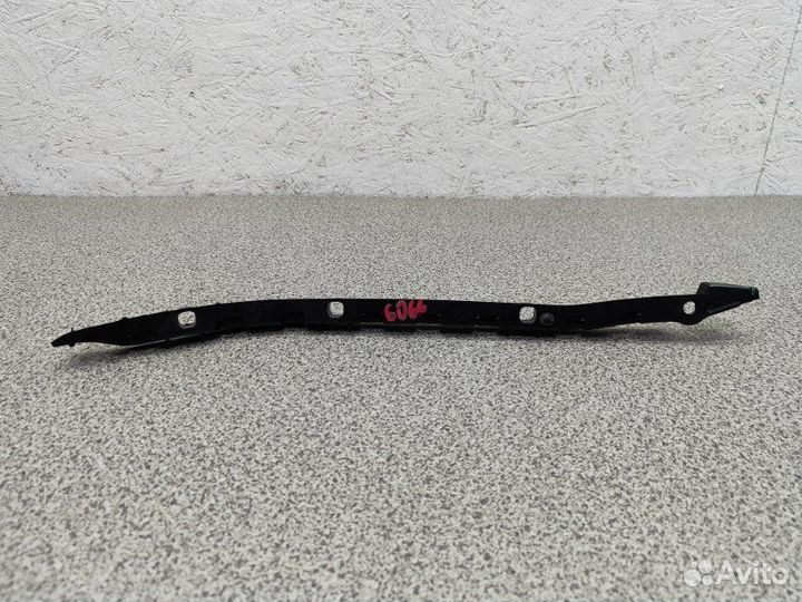 Кронштейн бампера задний левый Mercedes-Benz