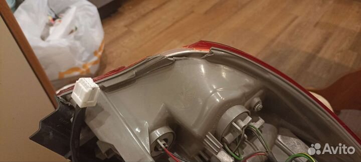 Фонарь задний Nissan almera g15