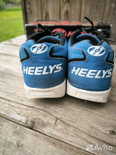 Кроссовки на роликах heelys р 35