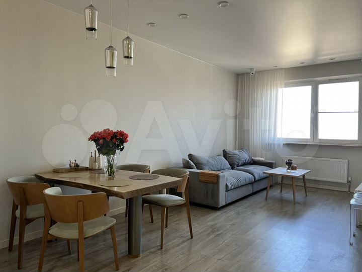 3-к. квартира, 95 м², 13/20 эт.