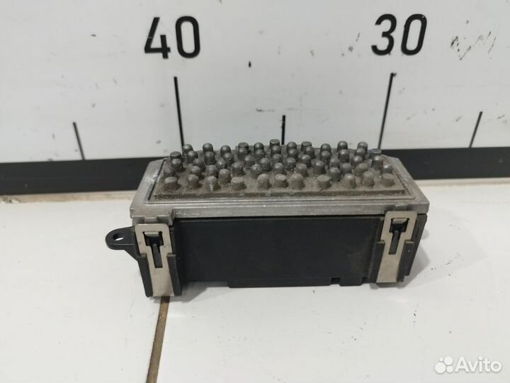 Резистор отопителя Octavia (A5 1Z) 2004-2013