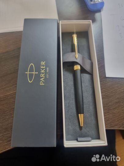 Шариковая ручка parker