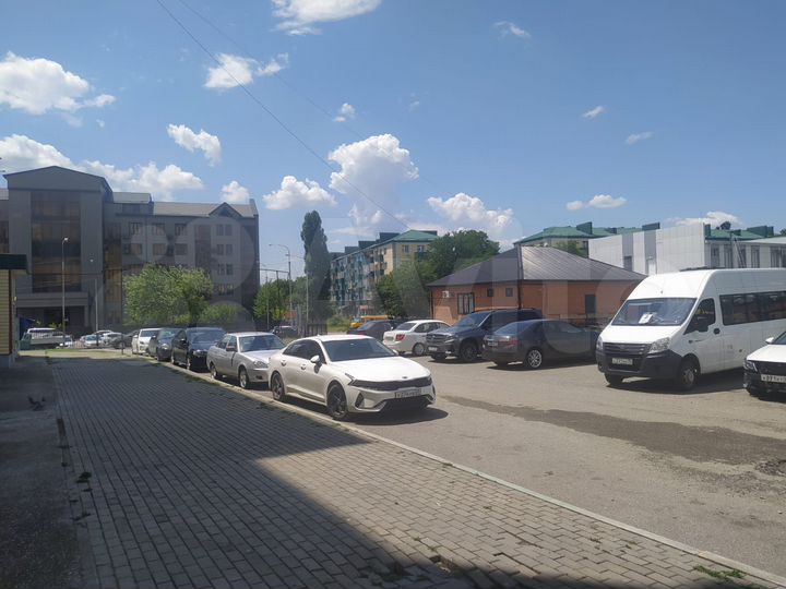3-к. квартира, 65 м², 3/7 эт.