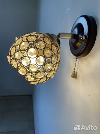 Люстры и светильники