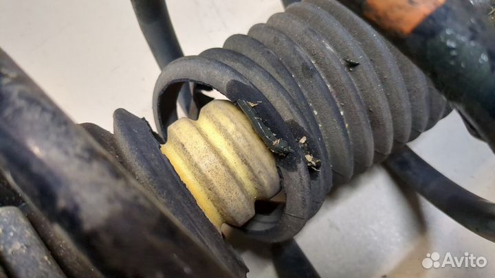 Амортизатор подвески Mitsubishi Outlander 2018, 2019