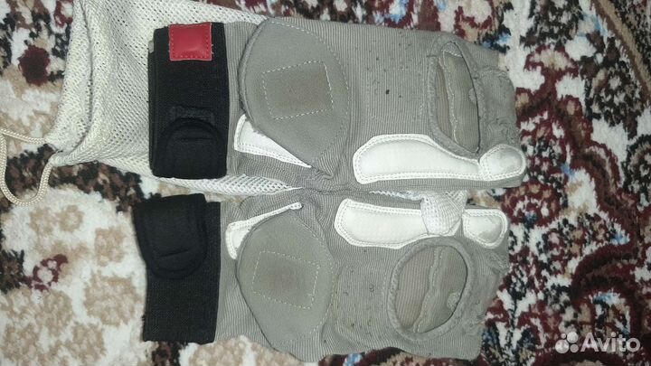 Электронные (сенсорные) футы для тхэквондо