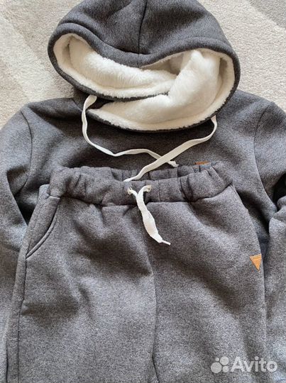 Спортивный костюм женский новый