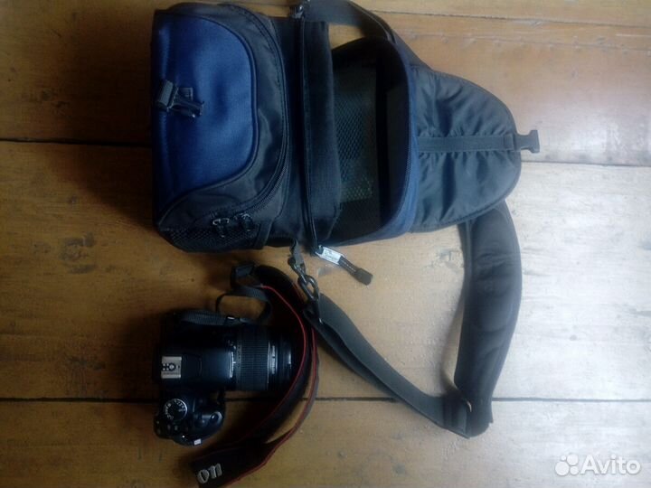 Зеркальный фотоаппарат Canon D450