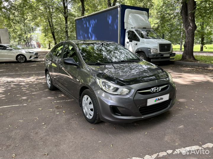 Hyundai Solaris 1.4 AT, 2013, 192 000 км