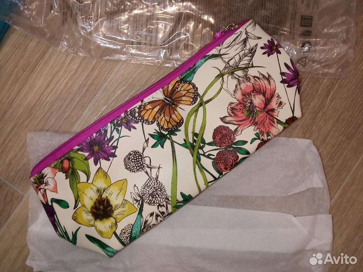 Косметичка Эйвон