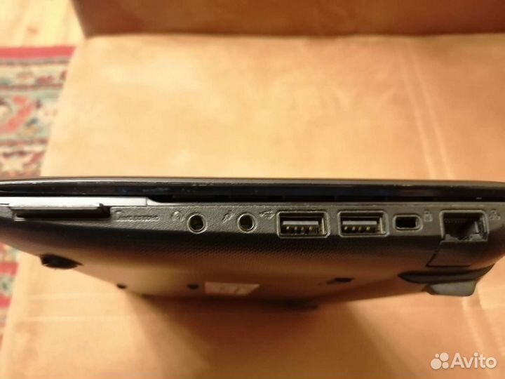 Ноутбук asus