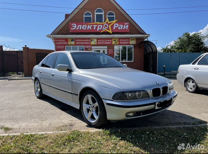 5 машин Бмв е39 в разбор м73б54