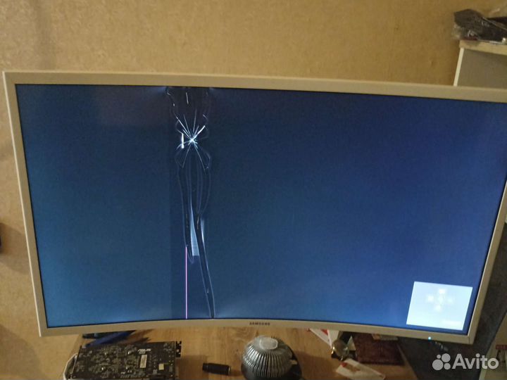 Монитор для компьютера Samsung (С дефектом)