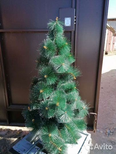 Елка искусственная