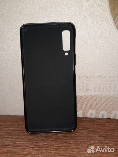 Чехол-бампер на samsung A7 2018