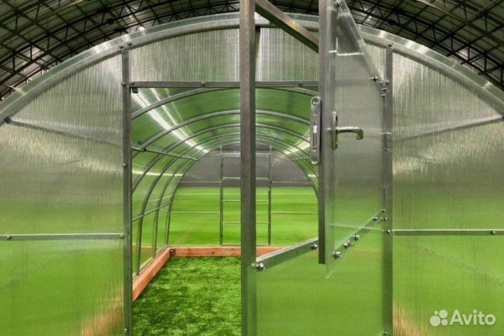 Теплица из поликарбоната