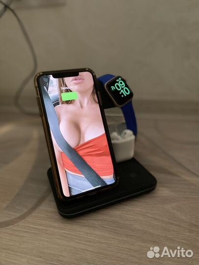 Беспроводная зарядная станция 3 в 1