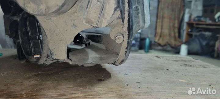 Фара правая skoda rapid