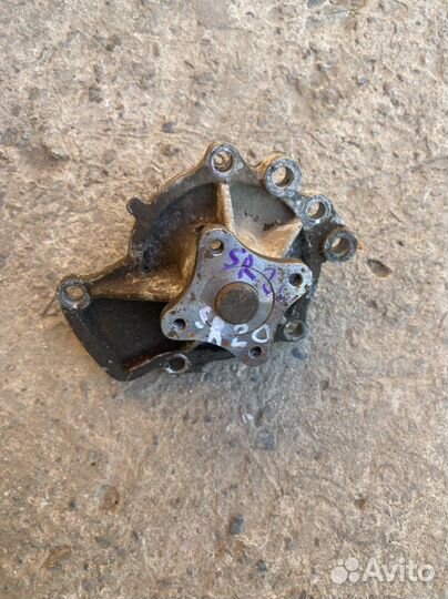 Водяная помпа Nissan sr20de