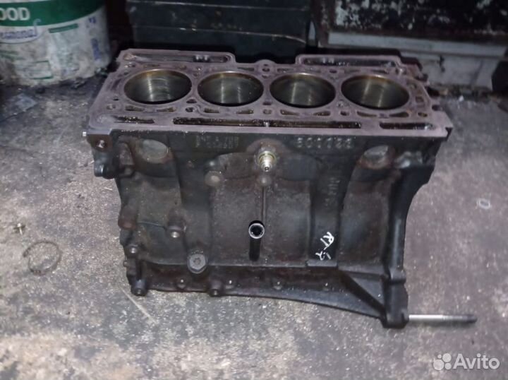 Renault Twingo Блок цилиндров пустой1.2бенз D4F702