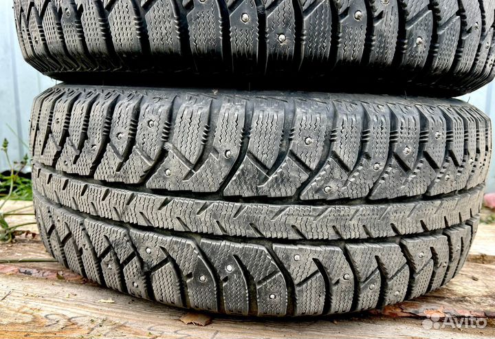 Bridgestone Ice Cruiser 7000S 205/55 R16 91T