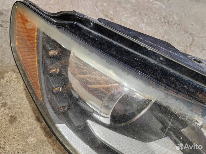 Фара передняя правая Volkswagen Passat CC 3C894175