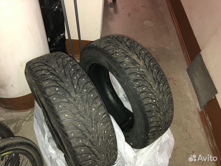 Yokohama Ice Guard Stud IG55 225/60 R18