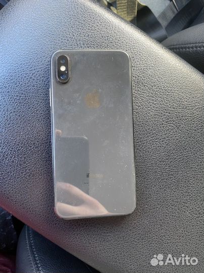 iPhone X, 64 ГБ