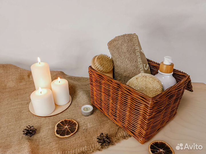 Корзина плетеная из бумажной лозы