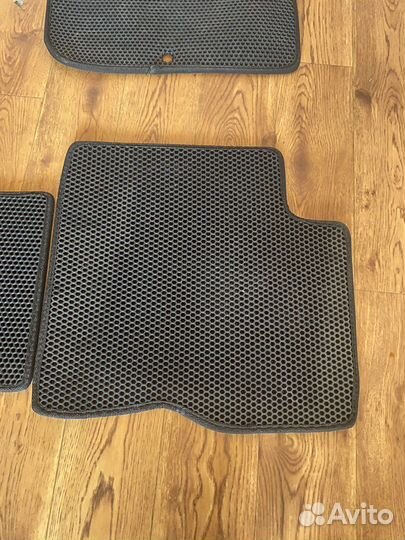 Автомобильные коврики