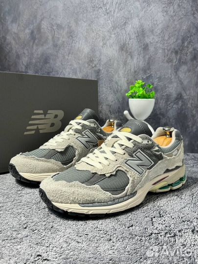 Кроссовки Мужские New Balance 2002